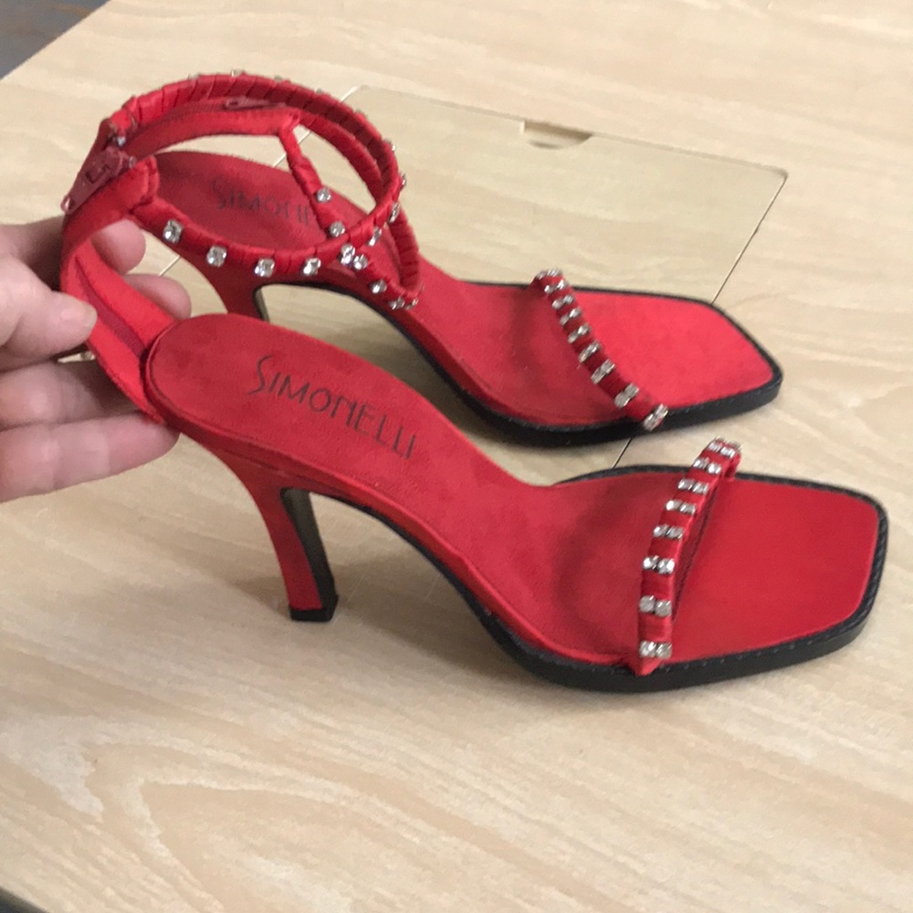 Sandals - Picture 5 of 6
